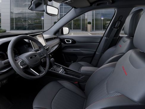 New 2026 Jeep Compass Trailhawk AWD/4WD image 23