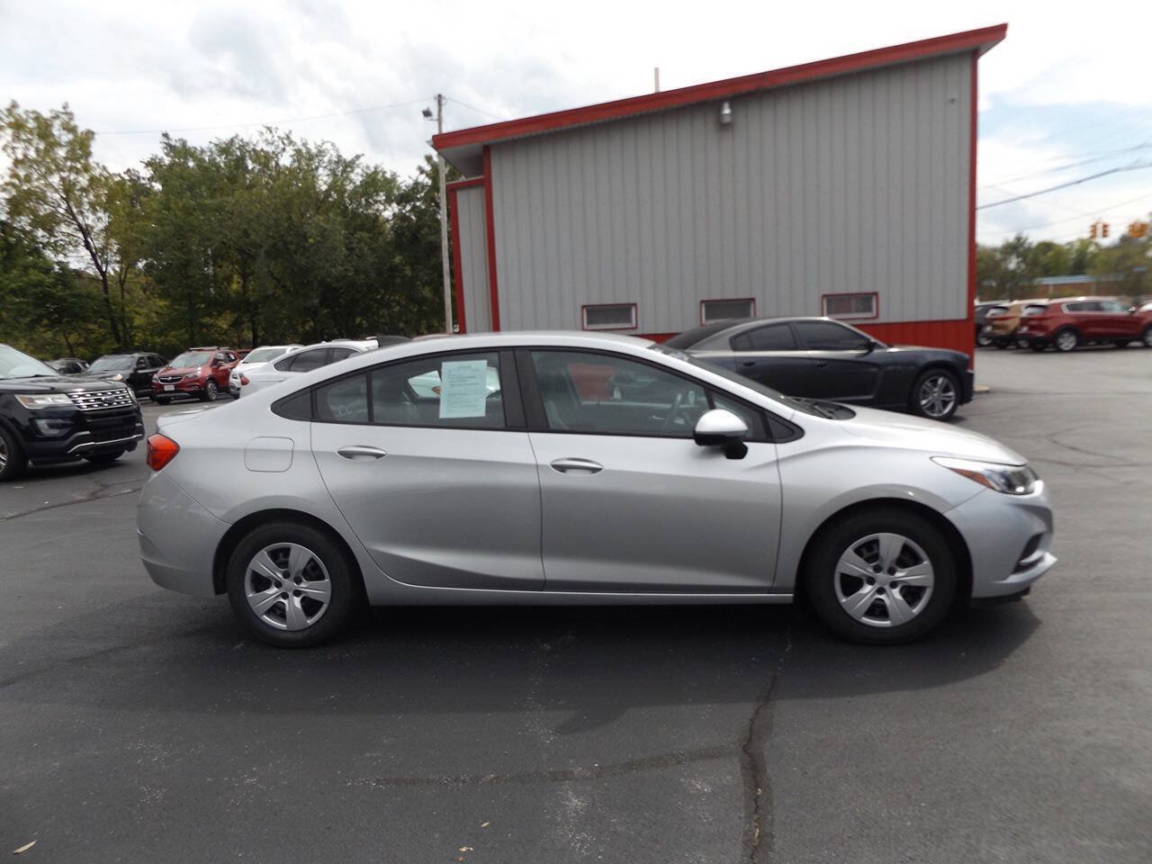 Used 2017 Chevrolet Cruze LS FWD image 6