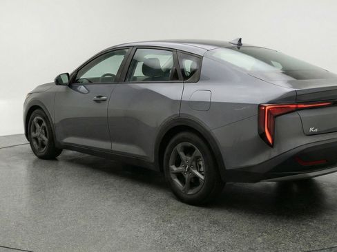 Used 2025 Kia K4 FWD image 6
