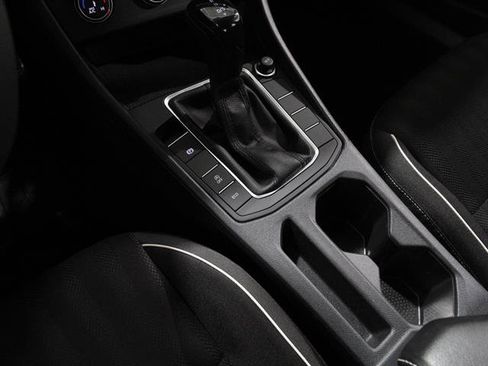 Used 2023 Volkswagen Jetta Sport image 14