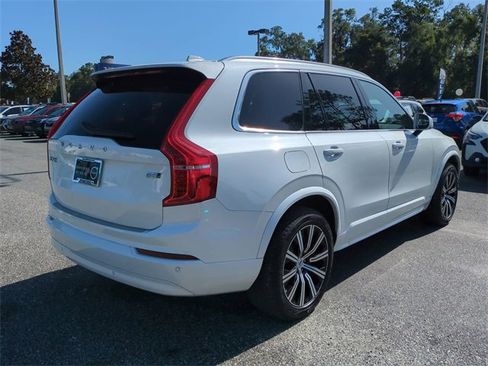 Used 2023 Volvo XC90 B5 Core w/ Protection Package Premier image 4