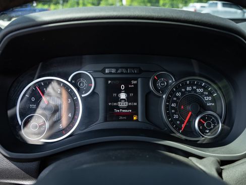 New 2026 RAM 3500 Big Horn AWD/4WD image 27