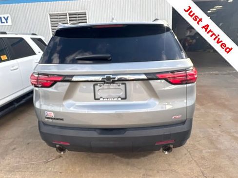 Used 2024 Chevrolet Traverse RS FWD image 9