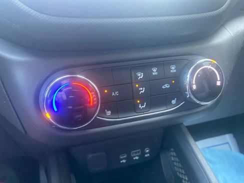 Used 2022 Chevrolet TrailBlazer LT w/ LPO, Blackout Package AWD/4WD image 29