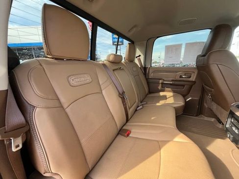 Used 2023 RAM 3500 Limited AWD/4WD image 32