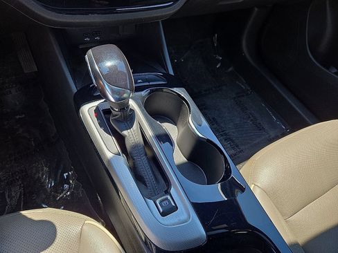 Used 2024 Buick Envista Avenir FWD image 31