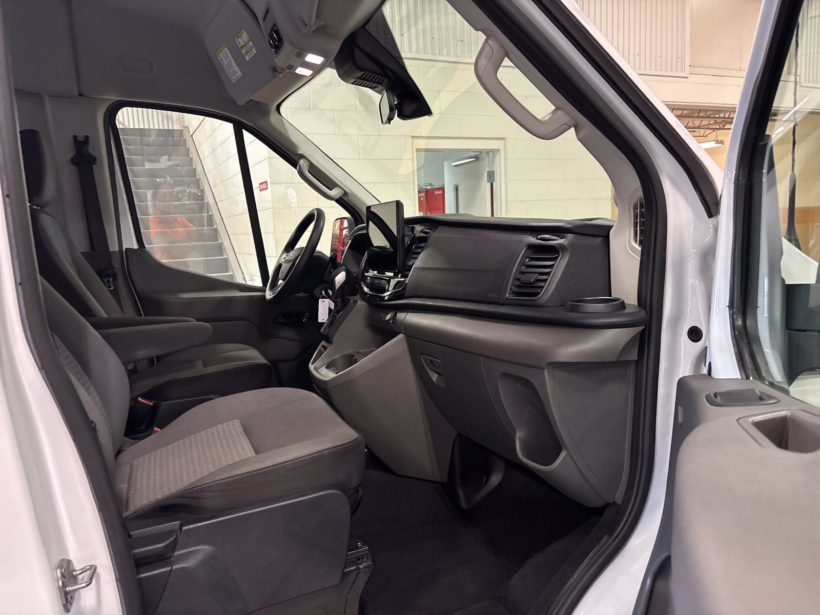 Certified 2024 Ford Transit 350 XLT RWD image 6