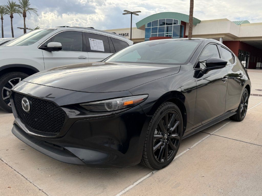 Used 2021 MAZDA MAZDA3 s FWD image 2