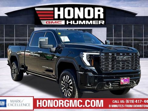 Used 2025 GMC Sierra 3500 Denali Ultimate AWD/4WD image 1