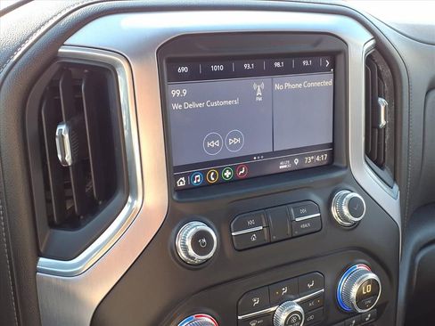 Used 2019 GMC Sierra 1500 SLT w/ SLT Convenience Package image 9