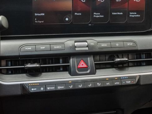 Used 2025 Kia K4 FWD image 17