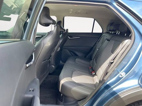 Used 2024 Kia Niro EX FWD image 13