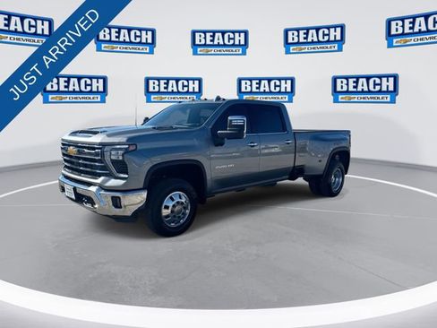 New 2026 Chevrolet Silverado 3500 LTZ w/ LTZ Convenience Package image 4