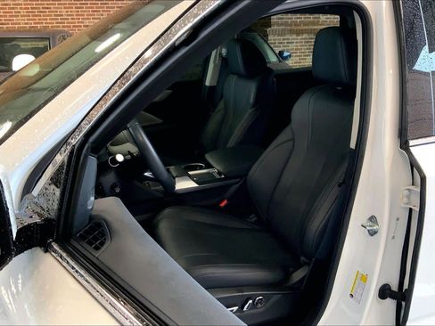 Used 2023 Acura MDX SH-AWD image 7