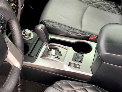 Used 2020 Toyota 4Runner SR5 image 14