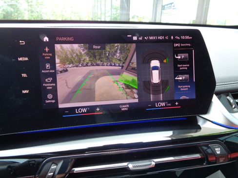 Used 2023 BMW X1 xDrive28i w/ M Sport Package image 13