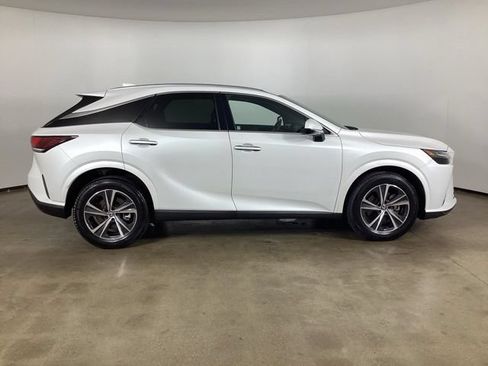 Used 2023 Lexus RX 350 Premium w/ Cold Area Package AWD/4WD image 4