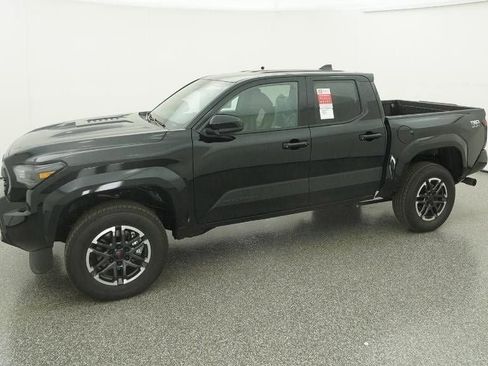 New 2025 Toyota Tacoma TRD Sport image 2