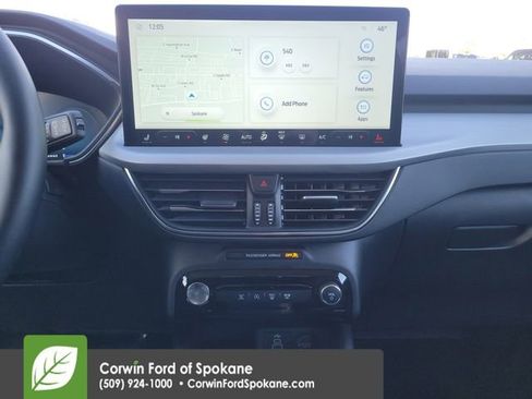 Used 2025 Ford Escape Platinum image 31