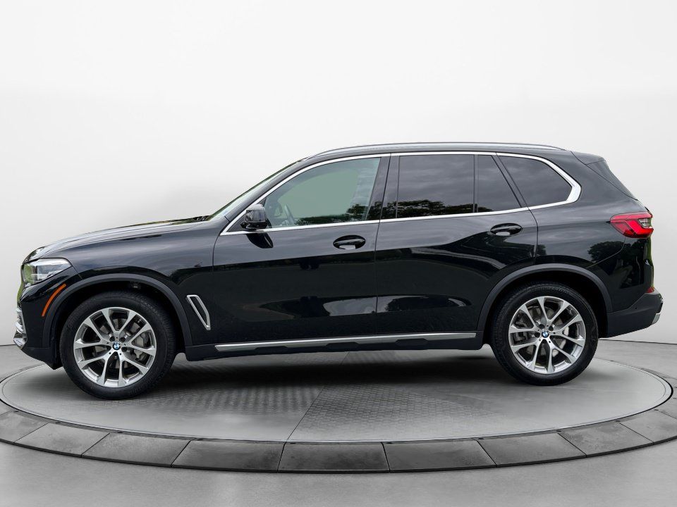 Used 2019 BMW X5 xDrive40i w/ Premium Package 2 AWD/4WD image 4