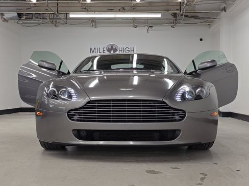 Used 2007 Aston Martin V8 Vantage Coupe RWD image 54