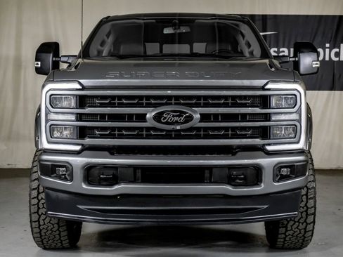 Used 2024 Ford F250 Lariat image 3