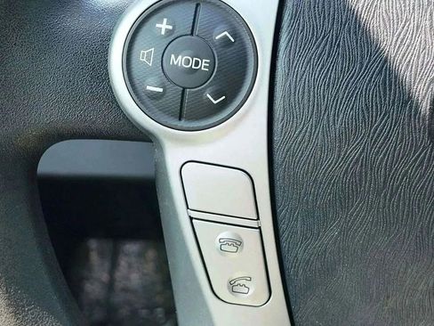 Used 2014 Toyota Prius C Two image 16