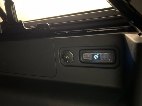 Certified 2024 Ford Bronco Wildtrak image 39