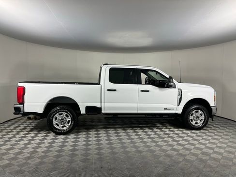 Used 2025 Ford F250 XLT image 5