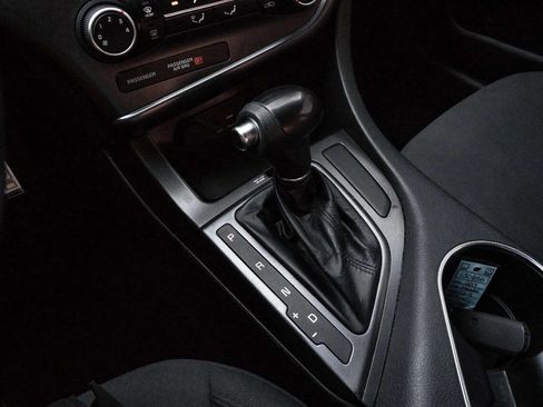 Used 2015 Kia Optima LX image 17