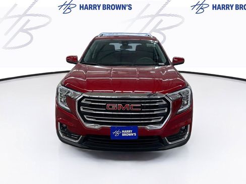 Used 2024 GMC Terrain SLT w/ LPO, Floor Liner Package AWD/4WD image 6