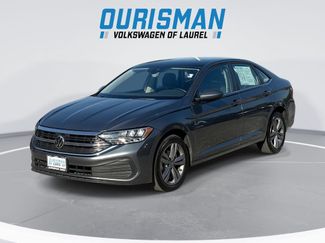 Used 2024 Volkswagen Jetta SE FWD video 1