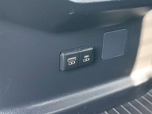 Used 2025 Toyota Tundra SR5 image 18