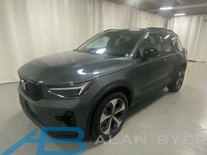 Used 2026 Volvo XC40 B5 Plus