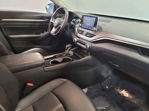 Certified 2024 Nissan Altima 2.5 SR image 21
