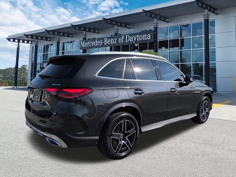 Certified 2025 Mercedes-Benz GLC 300 4MATIC image 4