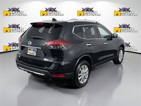 Used 2020 Nissan Rogue S image 5