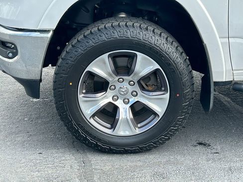 Used 2019 RAM 1500 Laramie image 13