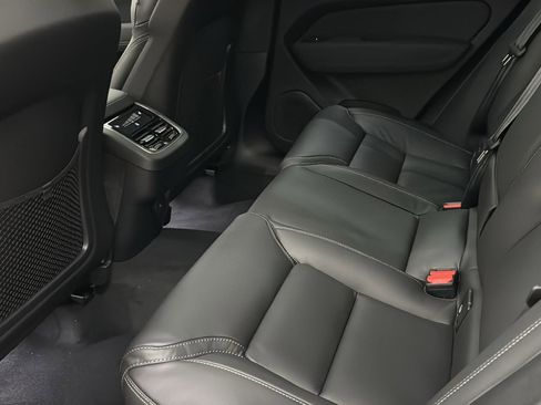 New 2026 Volvo XC60 B5 Ultra w/ Protection Package Premier image 27