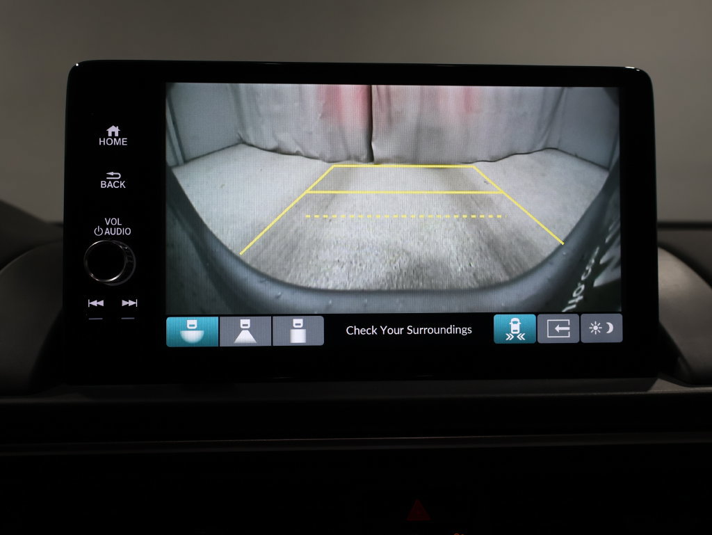 Used 2024 Honda Pilot Touring image 29