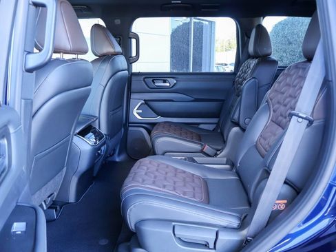 New 2026 Nissan Armada Platinum image 9