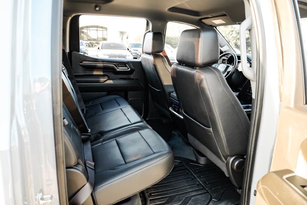 Used 2024 GMC Sierra 1500 Elevation w/ Elevation Premium Package AWD/4WD image 34
