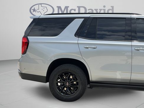 Used 2025 GMC Yukon AT4 w/ AT4 Premium Package AWD/4WD image 33