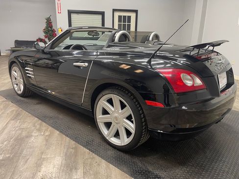 Used 2005 Chrysler Crossfire Limited image 14