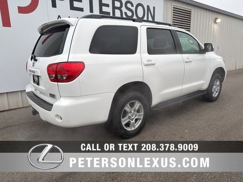 Used 2014 Toyota Sequoia SR5 image 3