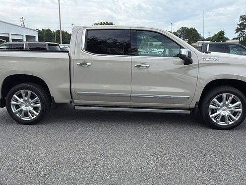 New 2026 Chevrolet Silverado 1500 High Country AWD/4WD image 4