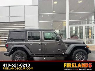 New 2026 Jeep Wrangler Sport video 2