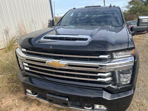 Used 2023 Chevrolet Silverado 3500 High Country image 5