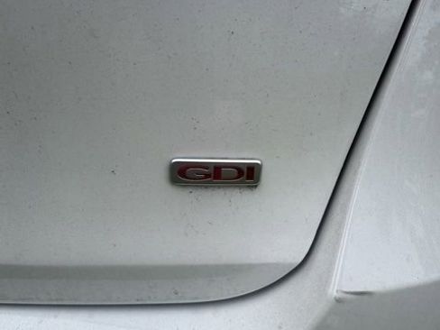 Used 2019 Kia Sorento LX w/ LX Convenience Package image 10