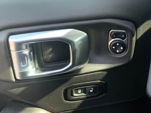 New 2026 Jeep Wrangler Unlimited Rubicon image 12